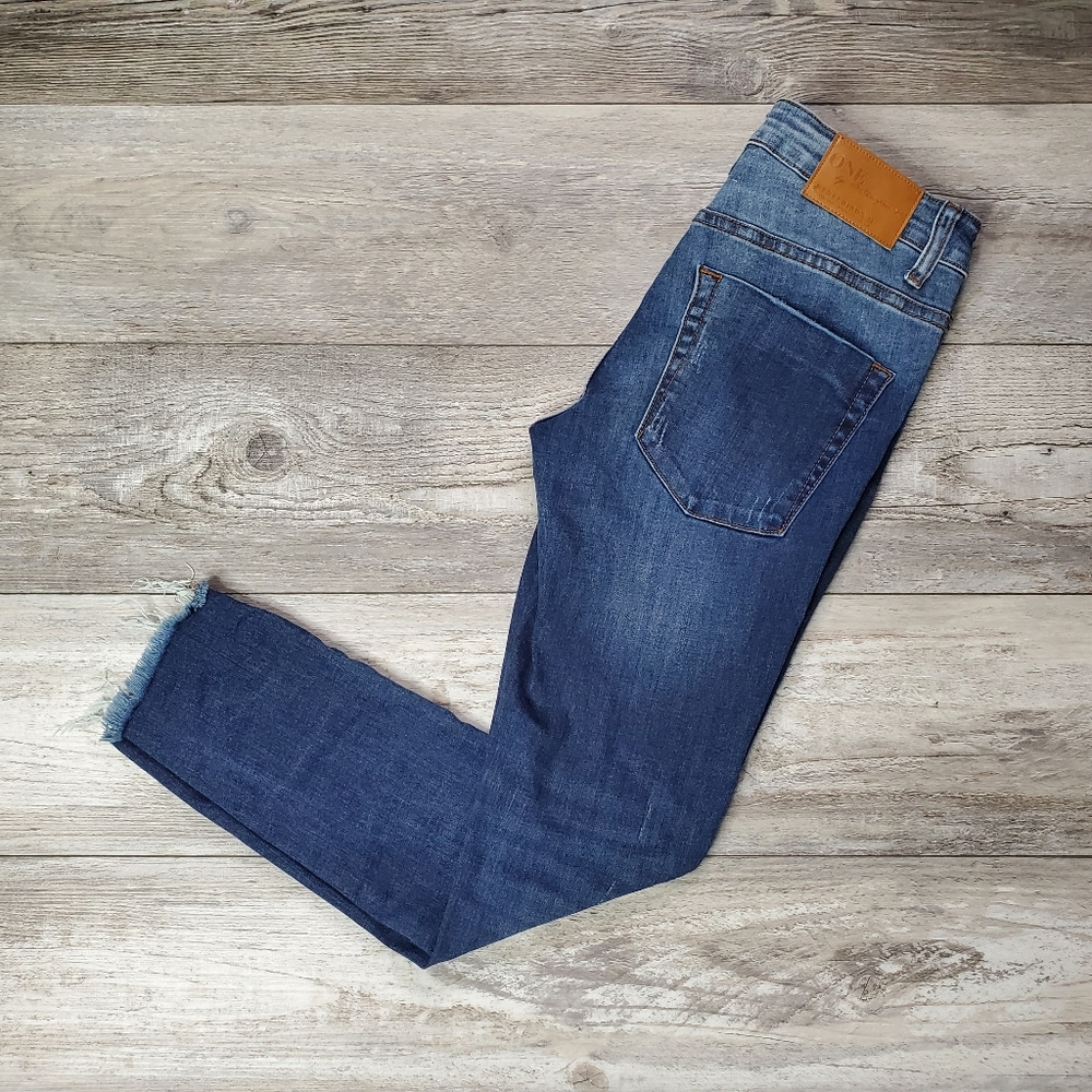 One Teaspoon Freebirds II Skinny Jeans Size 27 Distressed